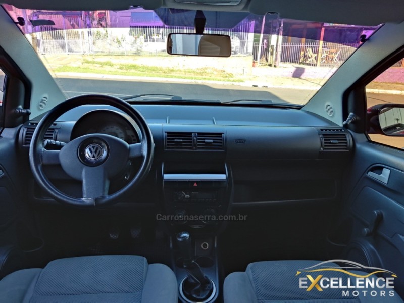 FOX 1.0 MI 8V FLEX 4P MANUAL - 2009 - NOVO HAMBURGO