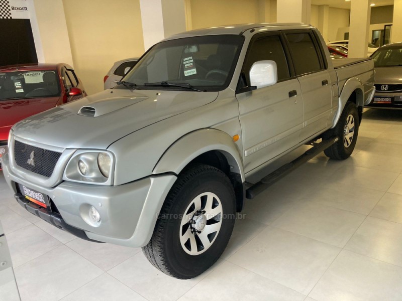 l200 2.5 sport hpe 4x4 cd 8v turbo intercooler diesel 4p automatico 2004 salvador do sul