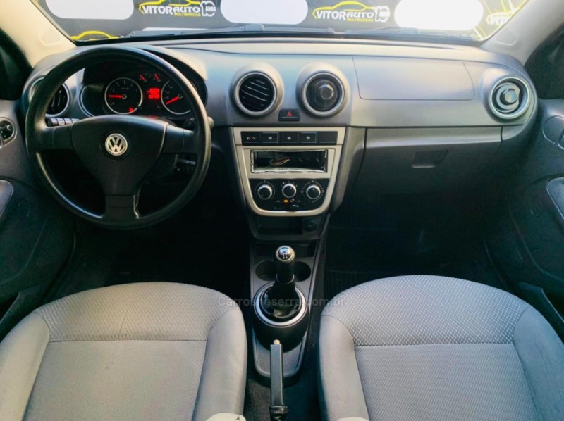 VOYAGE 1.0 MI 8V FLEX 4P MANUAL - 2013 - ESTâNCIA VELHA
