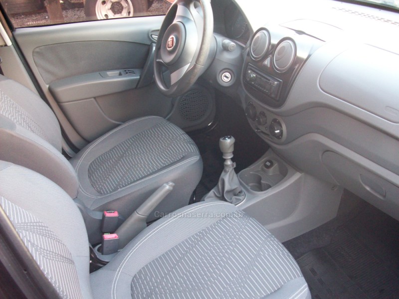 PALIO 1.0 MPI ATTRACTIVE 8V FLEX 4P MANUAL - 2013 - FARROUPILHA