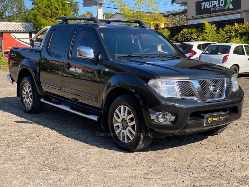 FRONTIER 2.5 SL 4X4 CD TURBO ELETRONIC DIESEL 4P AUTOMÁTICO