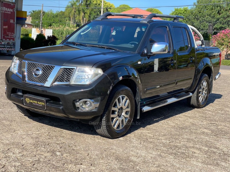 FRONTIER 2.5 SL 4X4 CD TURBO ELETRONIC DIESEL 4P AUTOMÁTICO - 2014 - IVOTI