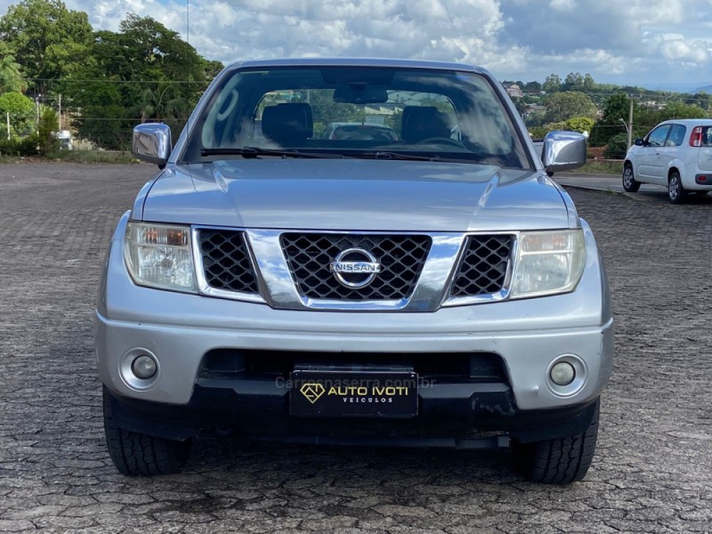 FRONTIER 2.5 SL 10 ANOS 4X4 CD TURBO ELETRONIC DIESEL 4P AUTOMÁTICO - 2009 - IVOTI