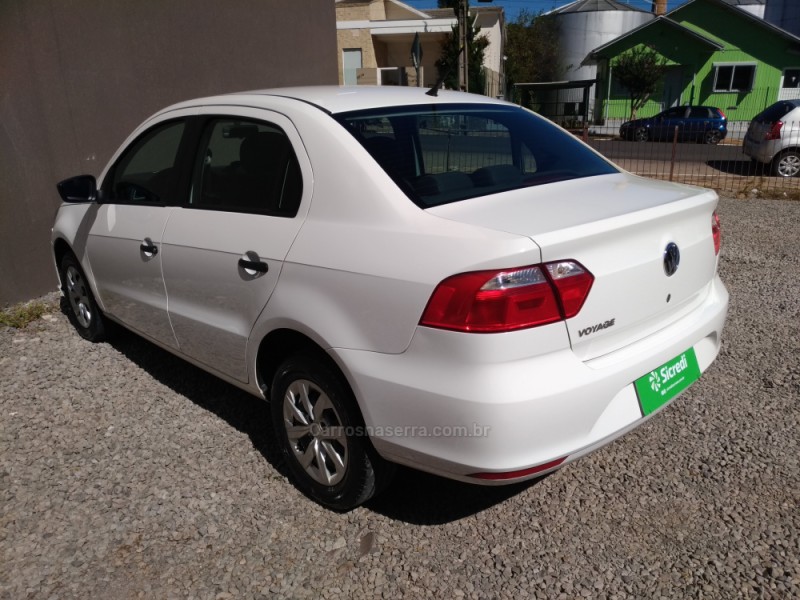 VOYAGE 1.0 12V MPI TOTALFLEX TRENDLINE 4P MANUAL - 2020 - FLORES DA CUNHA