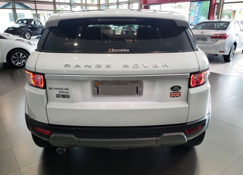 RANGE ROVER EVOQUE 2.2 SDA PRESTIGE 4X4 16V DIESEL 4P AUTOMÁTICO - 2015 - FARROUPILHA