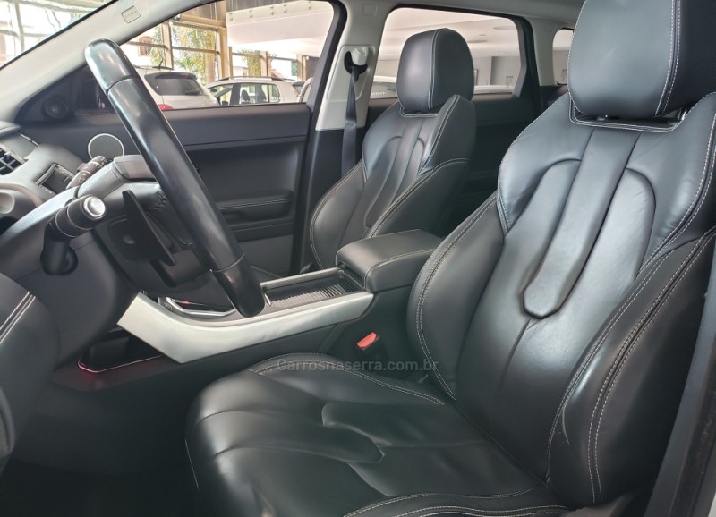 RANGE ROVER EVOQUE 2.2 SDA PRESTIGE 4X4 16V DIESEL 4P AUTOMÁTICO - 2015 - FARROUPILHA