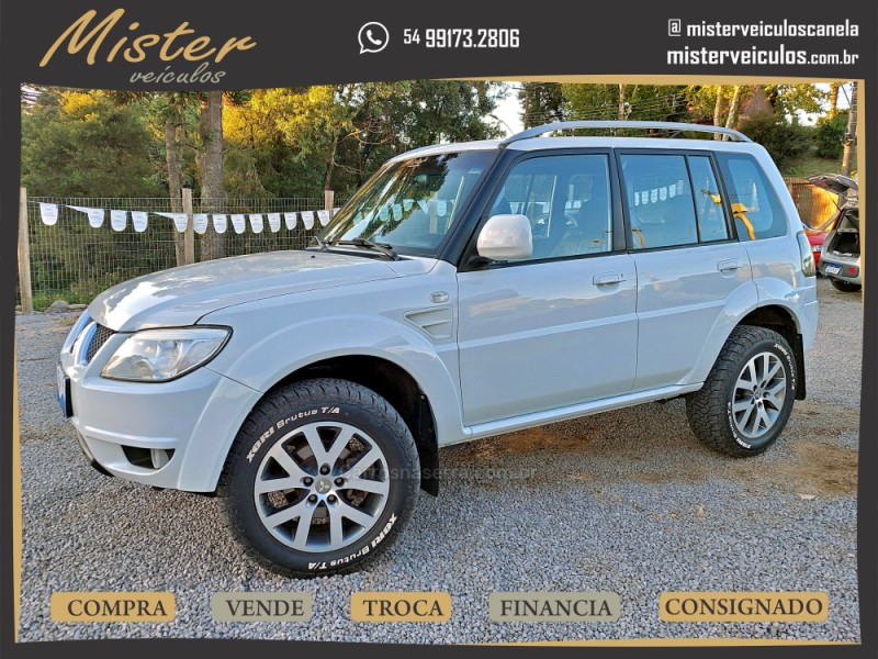 pajero tr4 2.0 4x4 16v 140cv flex 4p automatico 2013 canela