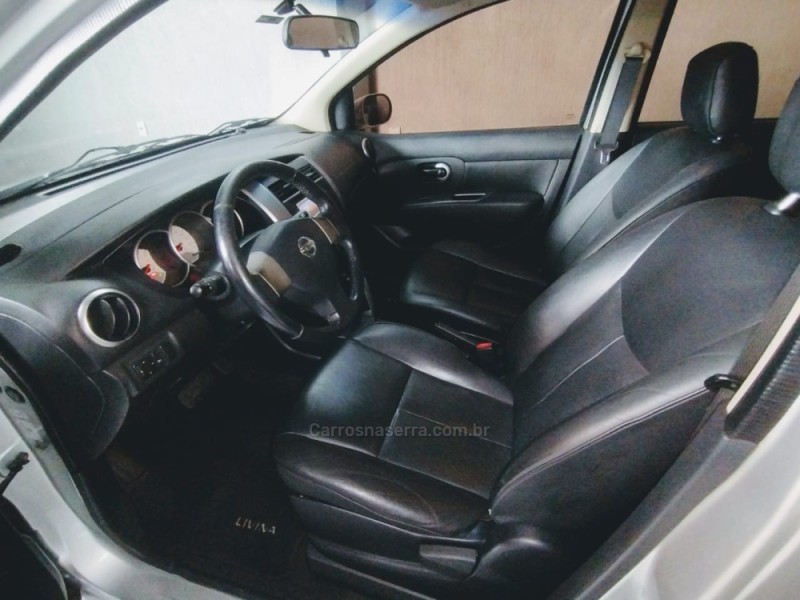 LIVINA 1.8 SL 16V FLEX 4P AUTOMÁTICO - 2013 - SãO SEBASTIãO DO CAí