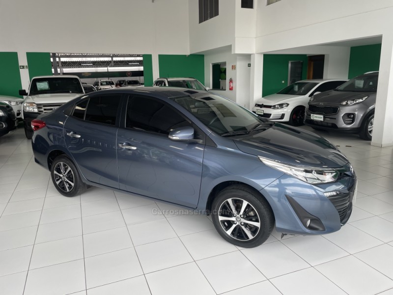 YARIS 1.5 XLS SEDAN 16V FLEX 4P AUTOMÁTICO