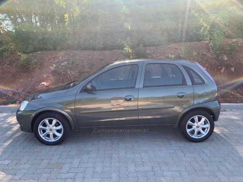 CORSA 1.4 MPFI MAXX 8V FLEX 4P MANUAL - 2011 - PAROBé