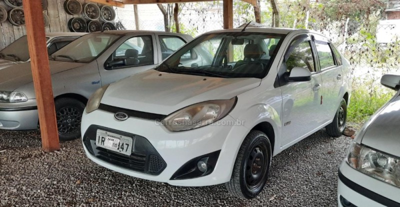 FIESTA 1.6 MPI SEDAN 8V FLEX 4P MANUAL - 2011 - GARIBALDI