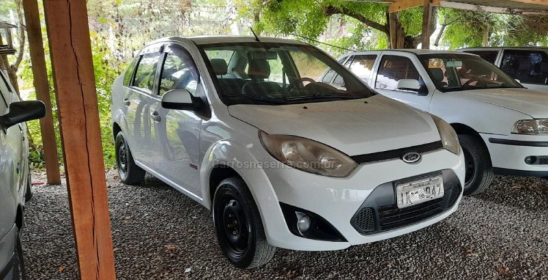 FIESTA 1.6 MPI SEDAN 8V FLEX 4P MANUAL