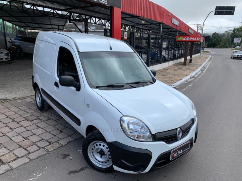 kangoo 1.6 expression 16v flex 4p manual 2015 caxias do sul