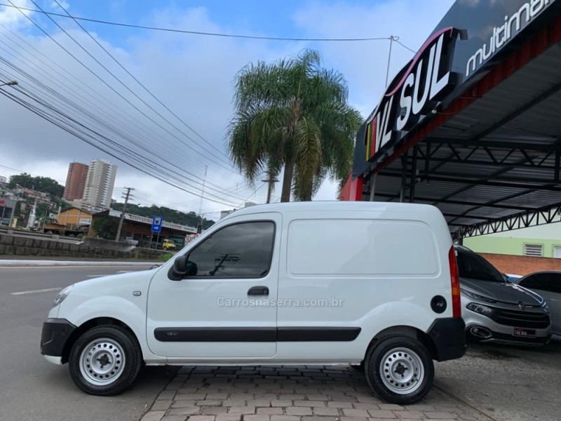 KANGOO 1.6 EXPRESSION 16V FLEX 4P MANUAL - 2015 - CAXIAS DO SUL