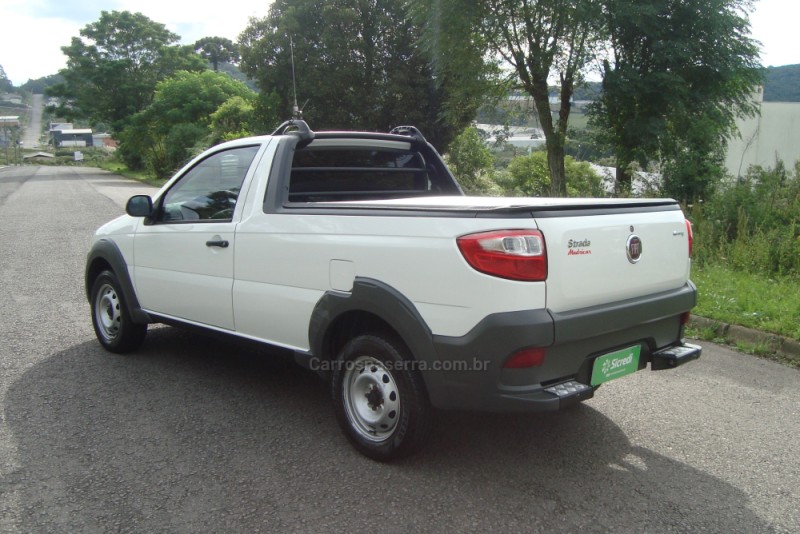 STRADA 1.4 MPI WORKING CS 8V FLEX 2P MANUAL - 2016 - FLORES DA CUNHA