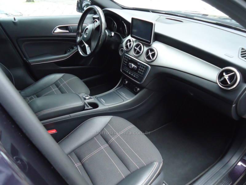 GLA 200 1.6 CGI ADVANCE 16V TURBO FLEX 4P AUTOMÁTICO - 2015 - CAXIAS DO SUL
