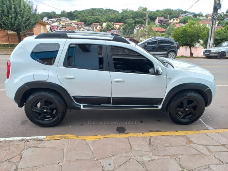 DUSTER 1.6 4X2 16V FLEX 4P MANUAL - 2014 - ANTôNIO PRADO