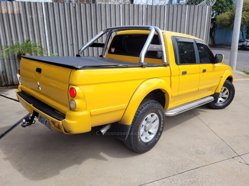 L200 2.5 SPORT HPE 4X4 CD 8V TURBO INTERCOOLER DIESEL 4P AUTOMÁTICO - 2004 - CAXIAS DO SUL