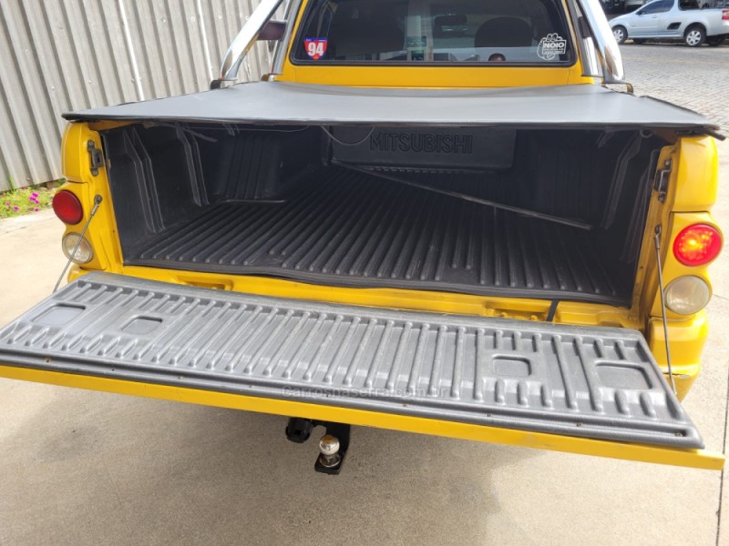 L200 2.5 SPORT HPE 4X4 CD 8V TURBO INTERCOOLER DIESEL 4P AUTOMÁTICO - 2004 - CAXIAS DO SUL