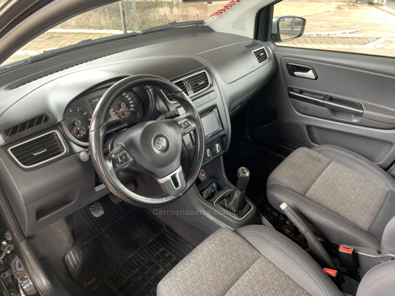 SPACEFOX 1.6 MI TREND 8V FLEX 4P MANUAL - 2013 - SãO SEBASTIãO DO CAí