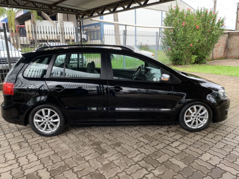SPACEFOX 1.6 MI TREND 8V FLEX 4P MANUAL - 2013 - SãO SEBASTIãO DO CAí