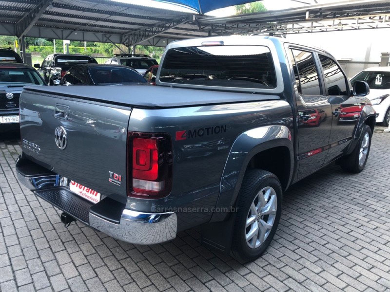 AMAROK 2.0 HIGHLINE 4X4 CD 16V TURBO INTERCOOLER DIESEL 4P AUTOMÁTICO - 2017 - FELIZ