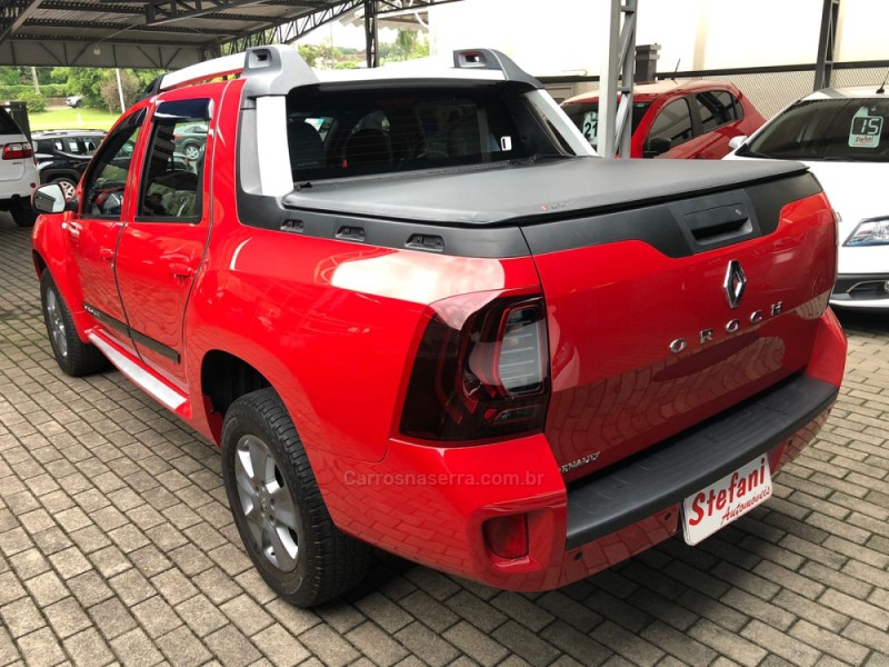 DUSTER OROCH 1.6 16V FLEX DYNAMIQUE 4P MANUAL - 2016 - FELIZ