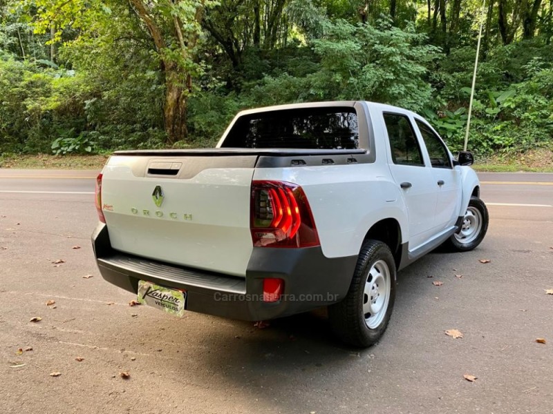 DUSTER OROCH 1.6 16V FLEX EXPRESS 4P MANUAL - 2020 - DOIS IRMãOS