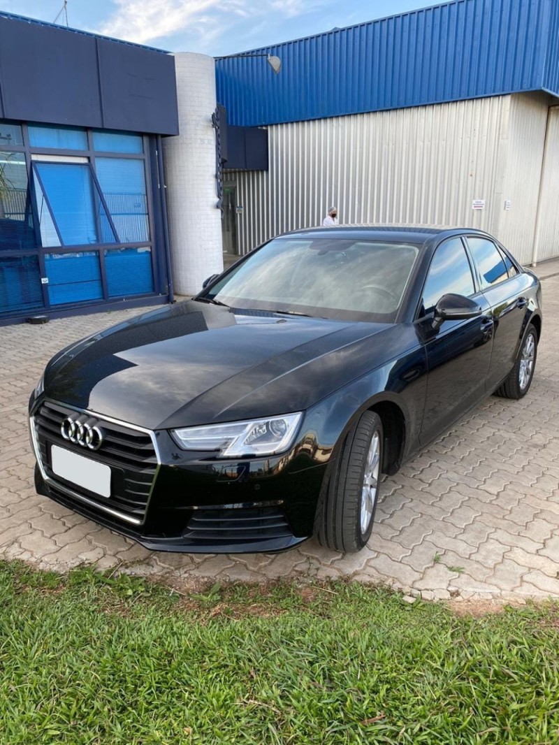 A4 2.0 TFSI ATTRACTION GASOLINA 4P S TRONIC