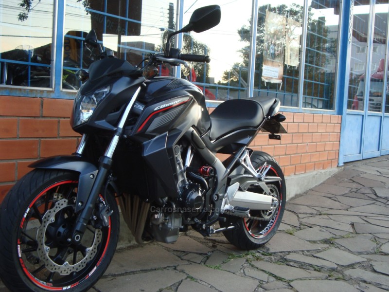 CB 650 F - 2016 - FLORES DA CUNHA