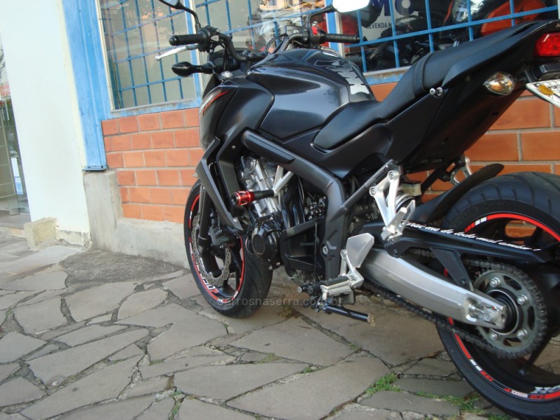 CB 650 F - 2016 - FLORES DA CUNHA