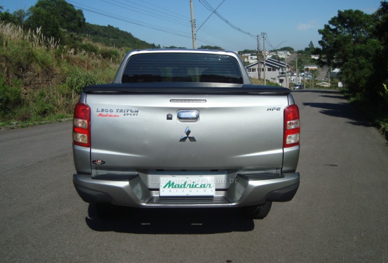 L200 TRITON 2.4 16V TURBO DIESEL SPORT HPE CD 4P 4X4 AUTOMÁTICO - 2018 - FLORES DA CUNHA
