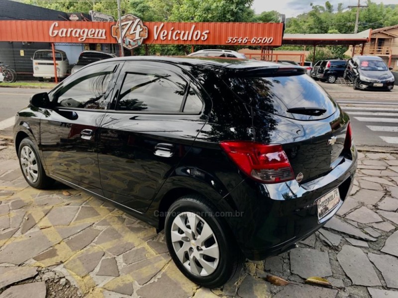 ONIX 1.4 MPFI LT 8V FLEX 4P AUTOMÁTICO - 2016 - TRêS COROAS