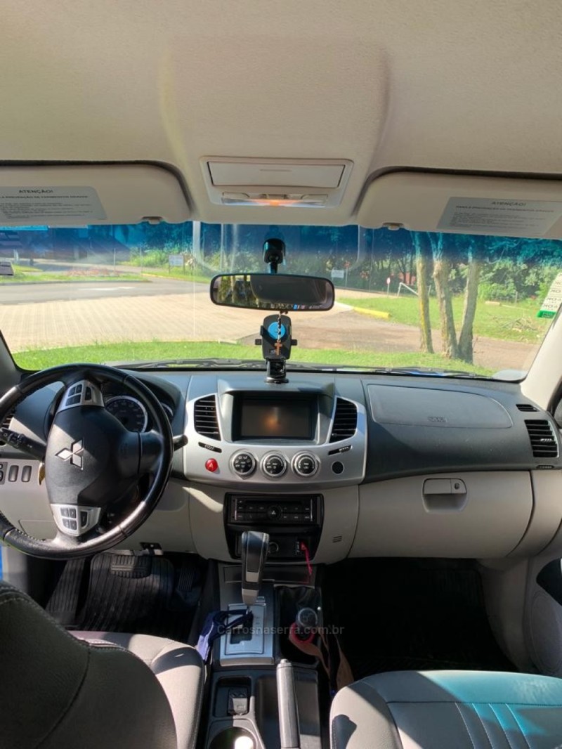L200 SAVANA 3.2 4X4 16V TURBO INTERCOOLER DIESEL 4P AUTOMÁTICO - 2017 - NOVA PETRóPOLIS