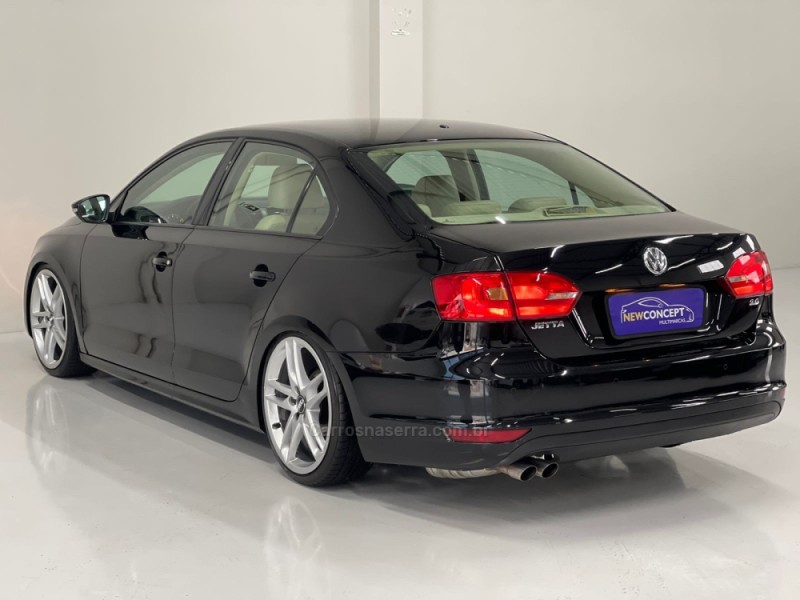 JETTA 2.0 COMFORTLINE FLEX 4P TIPTRONIC - 2013 - NOVO HAMBURGO