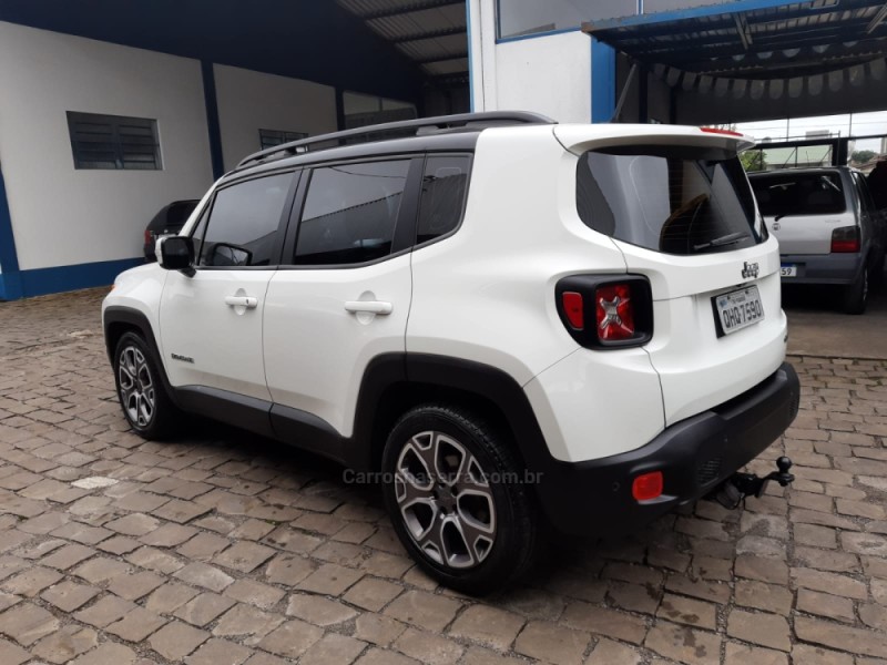 RENEGADE 1.8 16V FLEX LONGITUDE 4P AUTOMÁTICO - 2016 - VACARIA