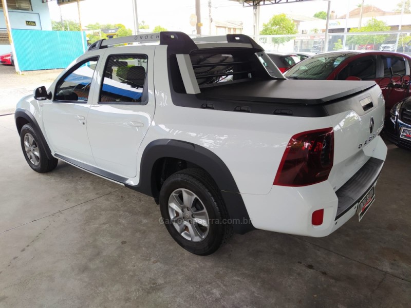 DUSTER OROCH 2.0 16V FLEX DYNAMIQUE 4P MANUAL - 2020 - CAXIAS DO SUL