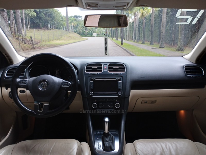 JETTA 2.5 I VARIANT 20V 170CV GASOLINA 4P TIPTRONIC - 2012 - CAXIAS DO SUL