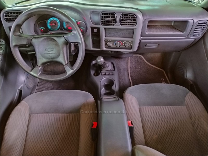 S10 2.4 MPFI RODEIO 4X2 CD 8V FLEX 4P MANUAL - 2011 - CAXIAS DO SUL