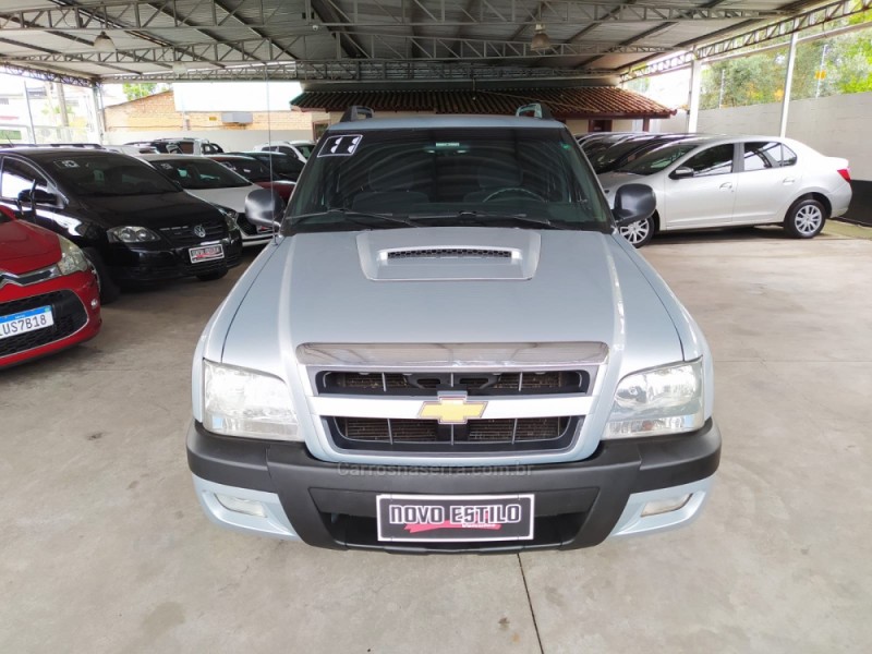 S10 2.4 MPFI RODEIO 4X2 CD 8V FLEX 4P MANUAL - 2011 - CAXIAS DO SUL