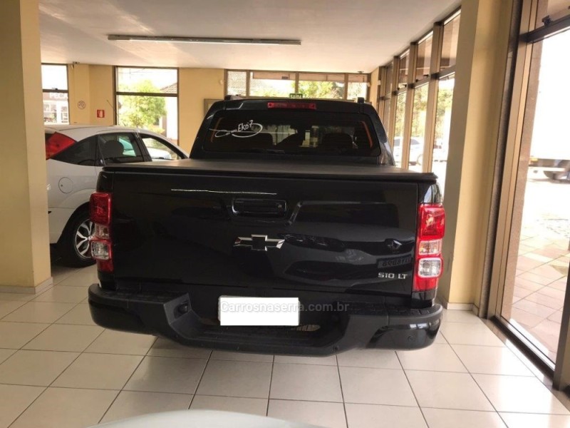 S10 2.4 LT 4X2 CD 8V FLEX 4P MANUAL - 2014 - FARROUPILHA