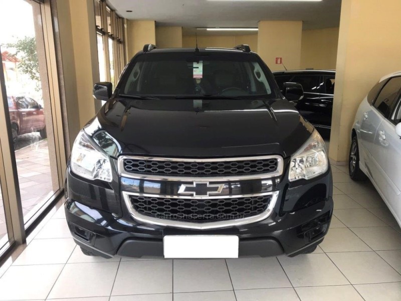 S10 2.4 LT 4X2 CD 8V FLEX 4P MANUAL - 2014 - FARROUPILHA