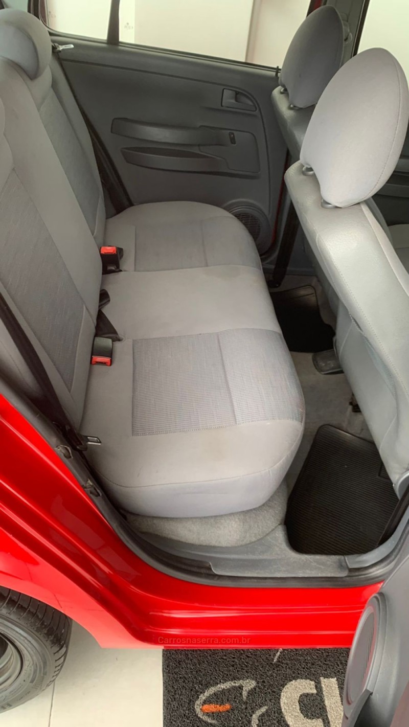 FOX 1.6 MI PLUS 8V GASOLINA 4P MANUAL - 2009 - CAXIAS DO SUL