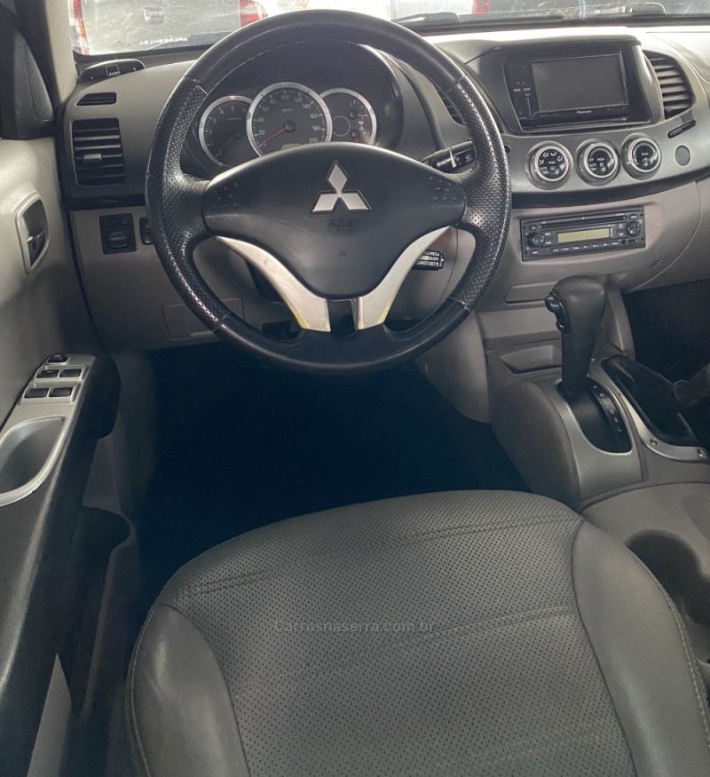 L200 TRITON 3.2 HPE 4X4 CD 16V TURBO INTERCOOLER DIESEL 4P AUTOMÁTICO - 2010 - PAROBé