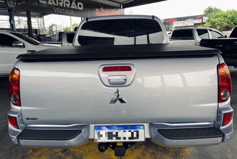L200 TRITON 3.2 HPE 4X4 CD 16V TURBO INTERCOOLER DIESEL 4P AUTOMÁTICO - 2010 - PAROBé