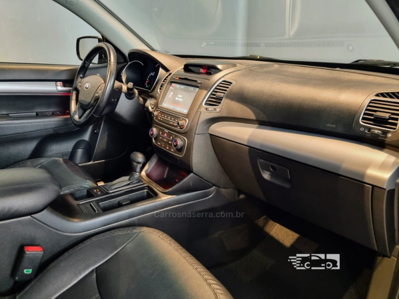 SORENTO 3.5 4X4 V6 24V GASOLINA 4P AUTOMÁTICO - 2015 - BENTO GONçALVES