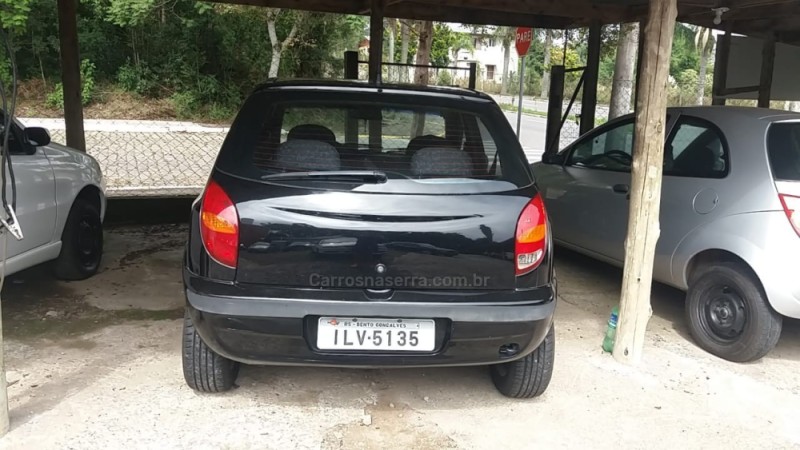 CELTA 1.4 MPFI ENERGY 8V GASOLINA 4P MANUAL - 2004 - BENTO GONçALVES