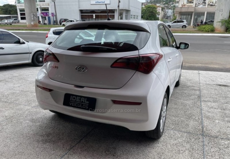 HB20 1.0 COMFORT PLUS 12V TURBO FLEX 4P MANUAL - 2019 - NOVO HAMBURGO