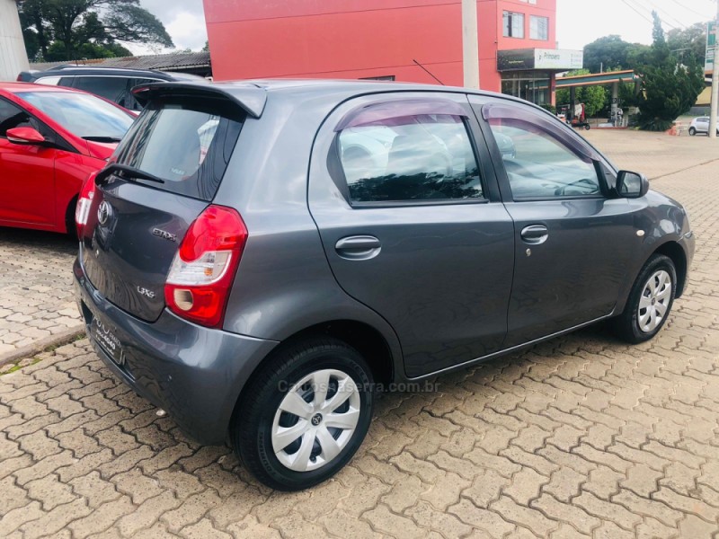 ETIOS 1.3 XS 16V FLEX 4P MANUAL - 2013 - DOIS IRMãOS