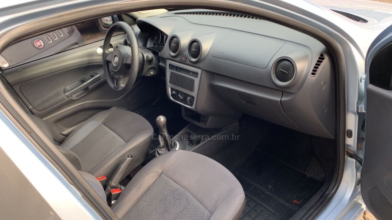 GOL 1.0 MI 8V FLEX 4P MANUAL G.VI - 2016 - FARROUPILHA